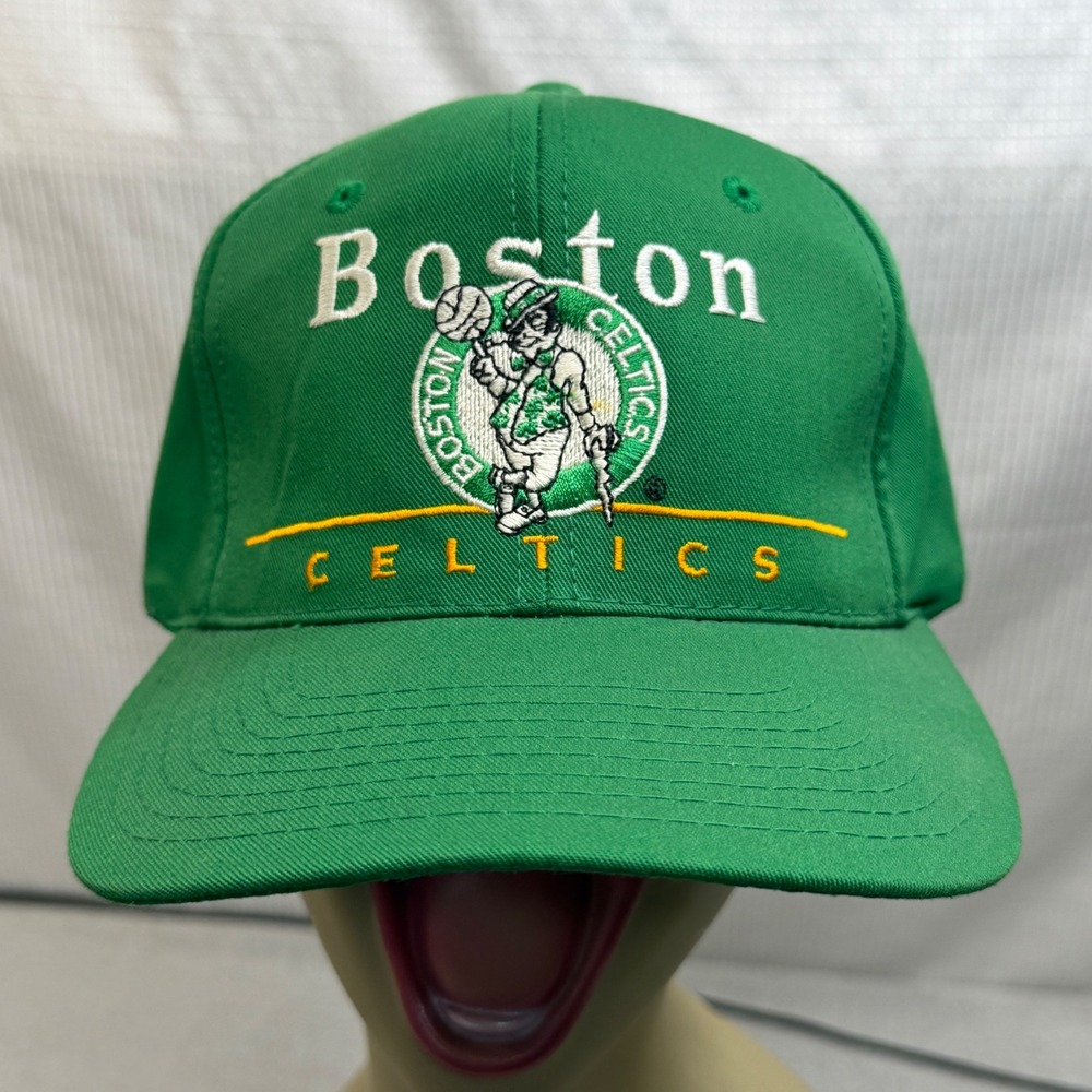 Boston Celtics Hat Mens OSFA Green Vintage 90s NBA Snapback Cap